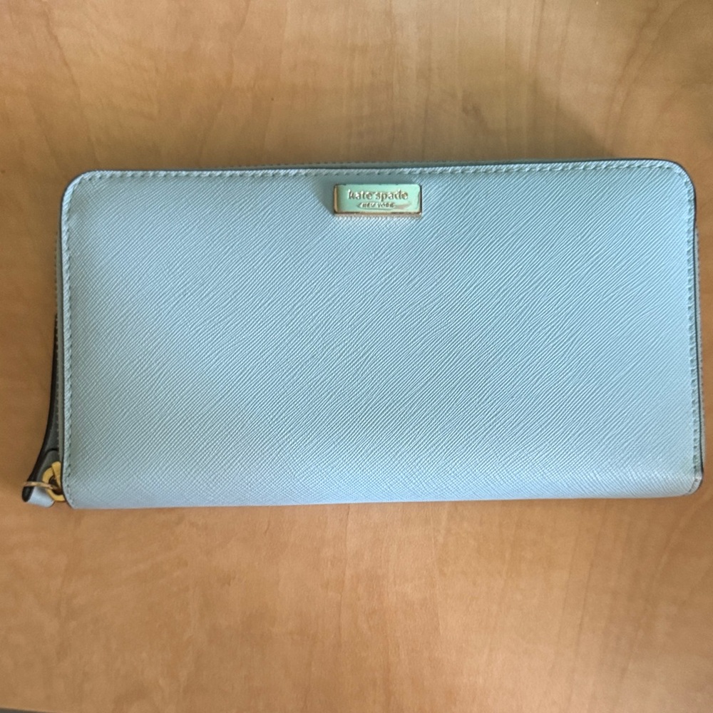 Kate Spade Tiffany Blue Wallet EUC